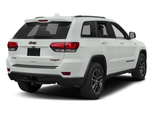 Used 2017 Jeep Grand Cherokee Trailhawk AWD/4WD image 5