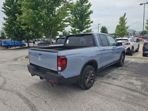 Used 2023 Honda Ridgeline Sport image 5