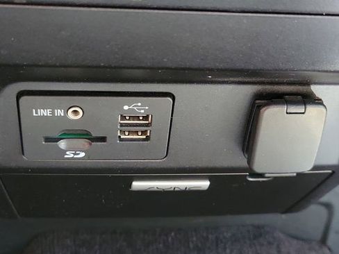 Used 2015 Ford F150 XLT w/ Equipment Group 302A Luxury RWD image 27