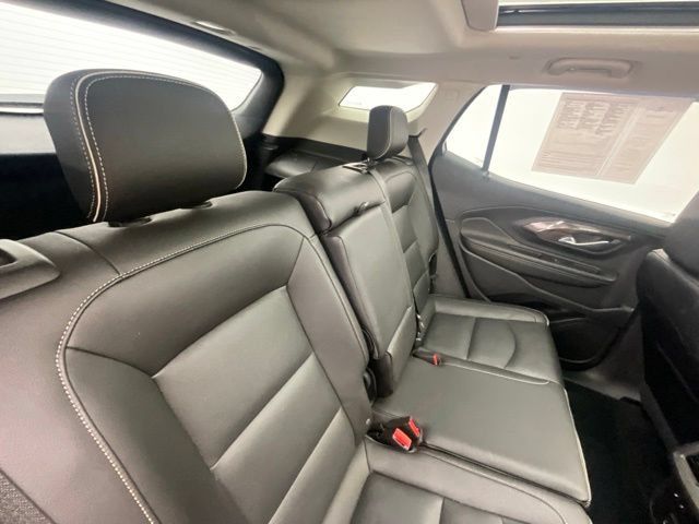 Used 2020 GMC Terrain Denali w/ Denali Premium Package FWD image 15