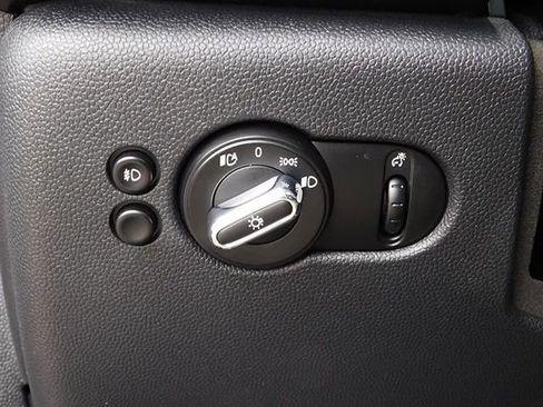 Used 2021 MINI Cooper S w/ 6.5" Touchscreen Package FWD image 22