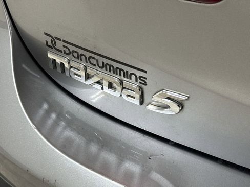 Used 2012 MAZDA MAZDA5 Sport image 24