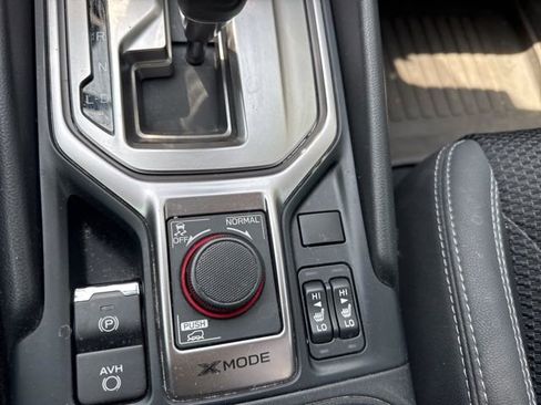 Used 2019 Subaru Forester Premium AWD/4WD image 12