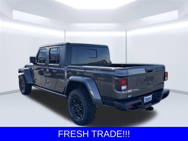 Used 2023 Jeep Gladiator Sport AWD/4WD image 3