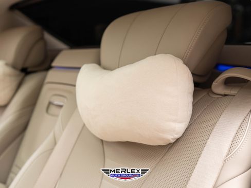 Used 2015 Mercedes-Benz S 550 4MATIC Sedan image 23