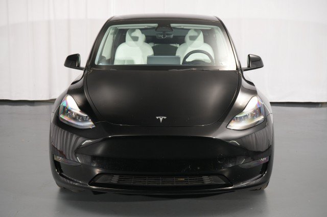 Used 2023 Tesla Model Y Performance AWD/4WD image 4