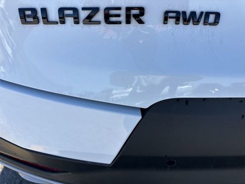 Used 2024 Chevrolet Blazer LT w/ Midnight/Sport Edition image 9