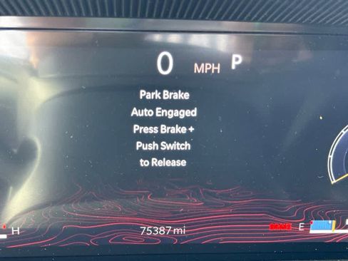 Used 2024 Jeep Wagoneer Series II w/ Flexible Seating Group AWD/4WD image 17