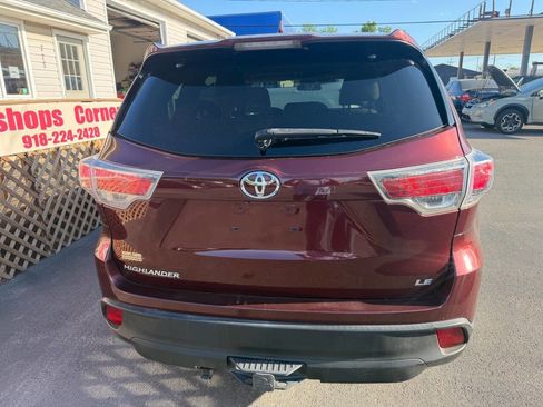 Used 2014 Toyota Highlander Plus image 6