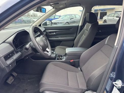 Used 2025 Honda CR-V LX image 16