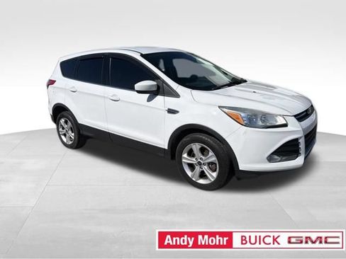 Used 2016 Ford Escape SE w/ SE Cold Weather Package AWD/4WD image 2