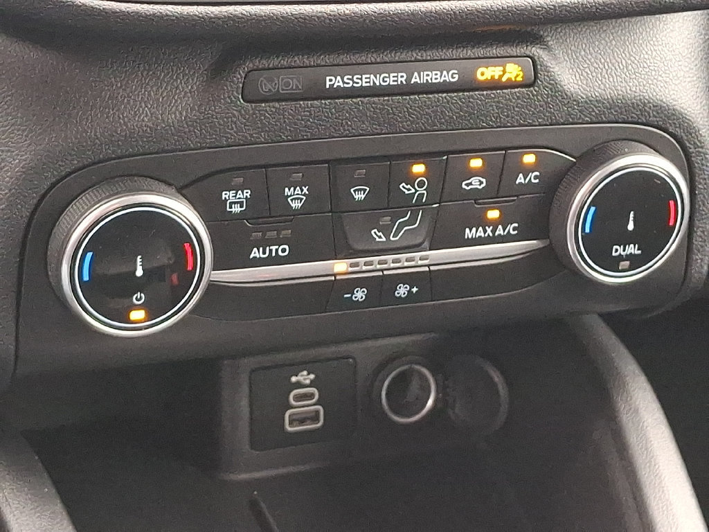 Used 2025 Ford Escape Active AWD/4WD image 15