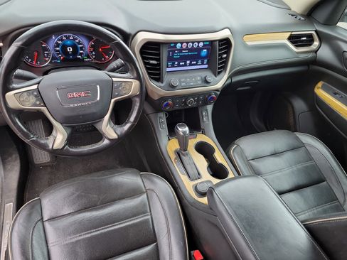 Used 2018 GMC Acadia Denali w/ Technology Package image 9