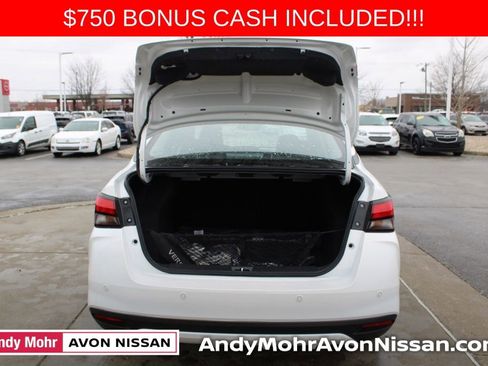 New 2025 Nissan Versa SV image 5