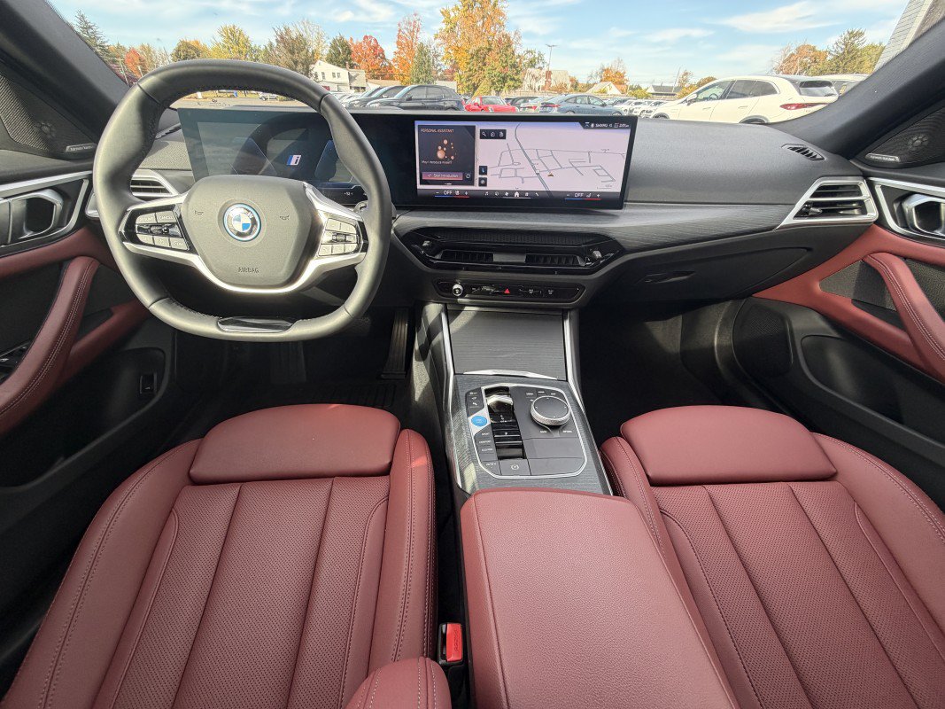 Used 2025 BMW i4 xDrive40i w/ Premium Package AWD/4WD image 31