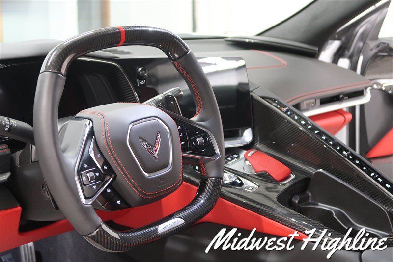 Used 2024 Chevrolet Corvette Z06 w/ Z07 Performance Package RWD image 29