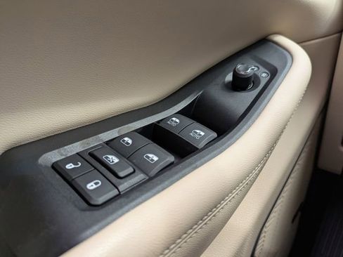 Used 2022 Jeep Grand Cherokee Limited 4xe w/ Luxury Tech Group II image 29