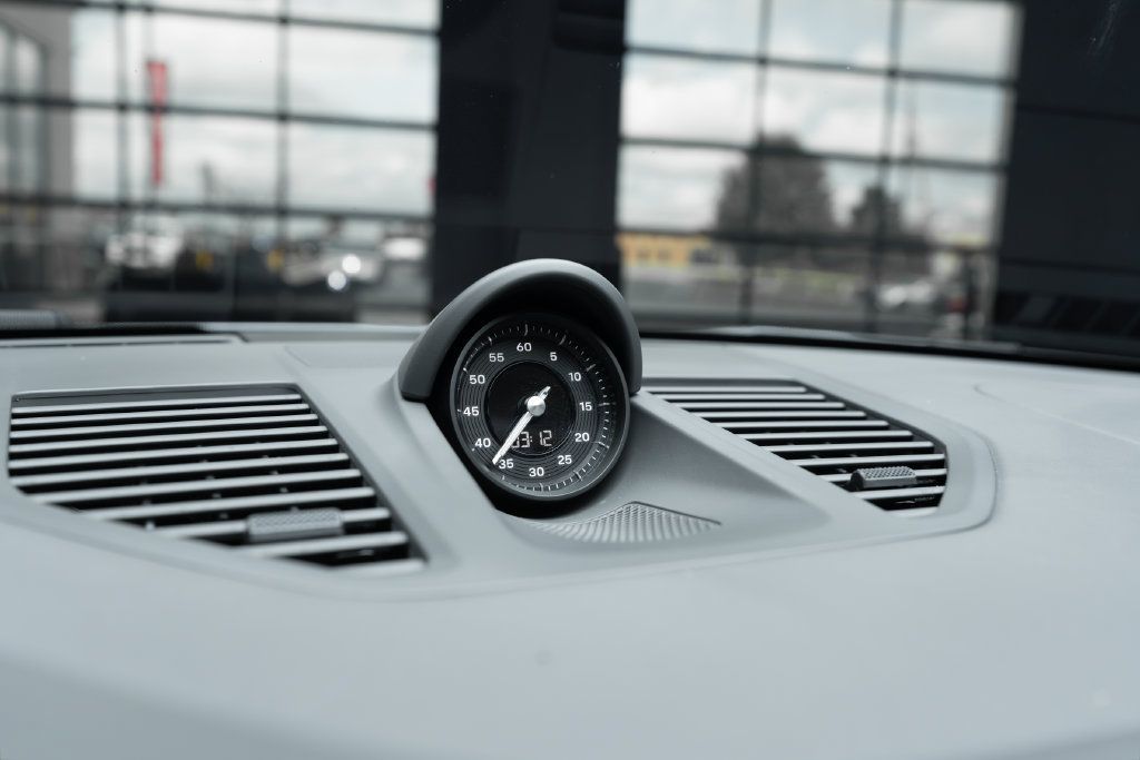 Used 2024 Porsche 911 Carrera S RWD image 35