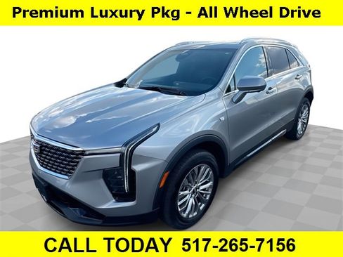 Used 2025 Cadillac XT4 Premium Luxury image 1