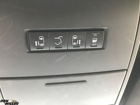 Certified 2019 Dodge Grand Caravan GT image 27