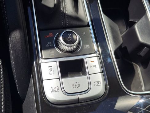 Used 2024 Kia Telluride SX w/ Towing Package AWD/4WD image 22