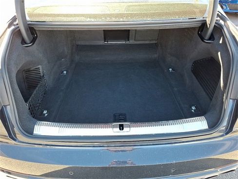 Used 2020 Audi S8 L w/ S8 Executive Package image 24