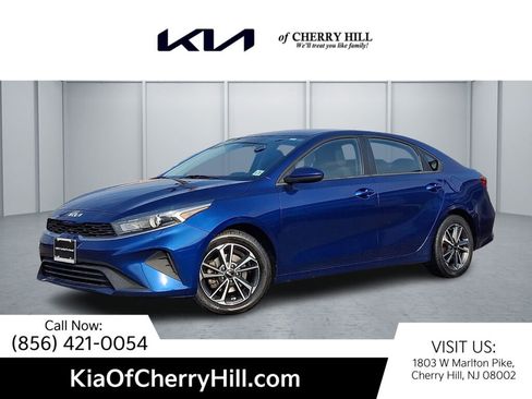 Used 2022 Kia Forte LXS image 1