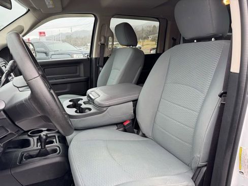 Used 2017 RAM 2500 Tradesman w/ Popular Equipment Group image 9