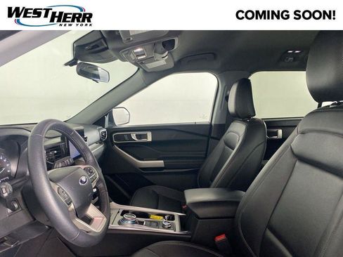 Used 2024 Ford Explorer XLT w/ Equipment Group 202A AWD/4WD image 16