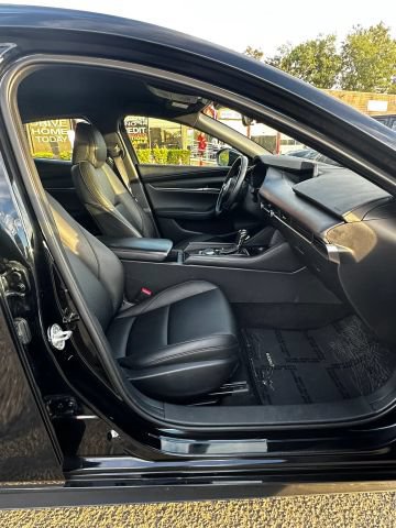 Used 2024 MAZDA MAZDA3 s FWD image 9