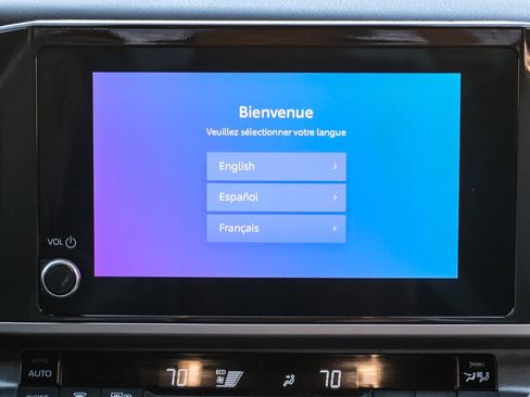 Certified 2025 Toyota Camry SE AWD/4WD image 15
