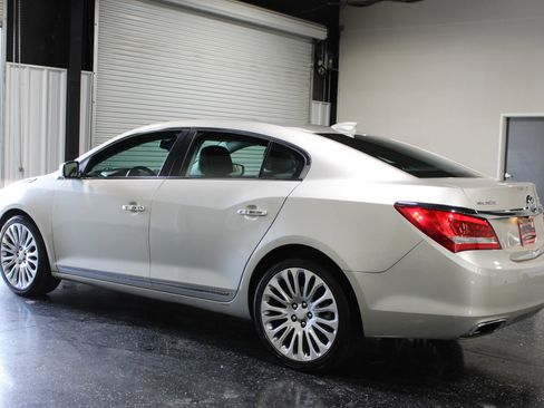 Used 2015 Buick LaCrosse Premium w/ Driver Confidence Package #1 FWD image 5