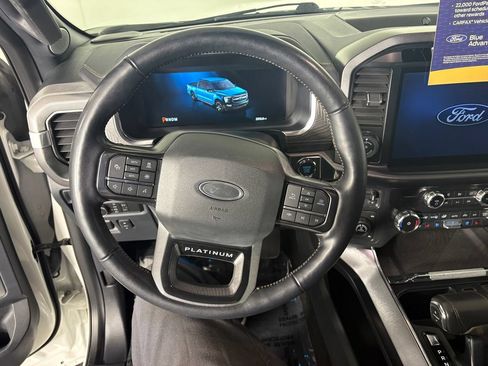 Certified 2022 Ford F150 Platinum w/ FX4 Off-Road Package AWD/4WD image 16