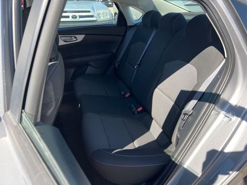 Used 2024 Kia Forte LXS image 10