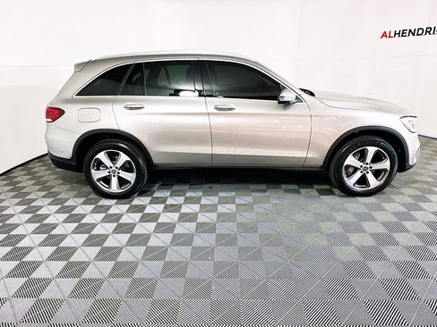 Used 2022 Mercedes-Benz GLC 300 4MATIC image 2