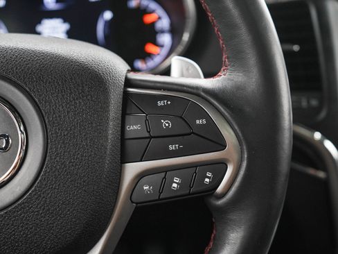 Used 2018 Jeep Grand Cherokee Trailhawk w/ Trailhawk Luxury Group AWD/4WD image 26