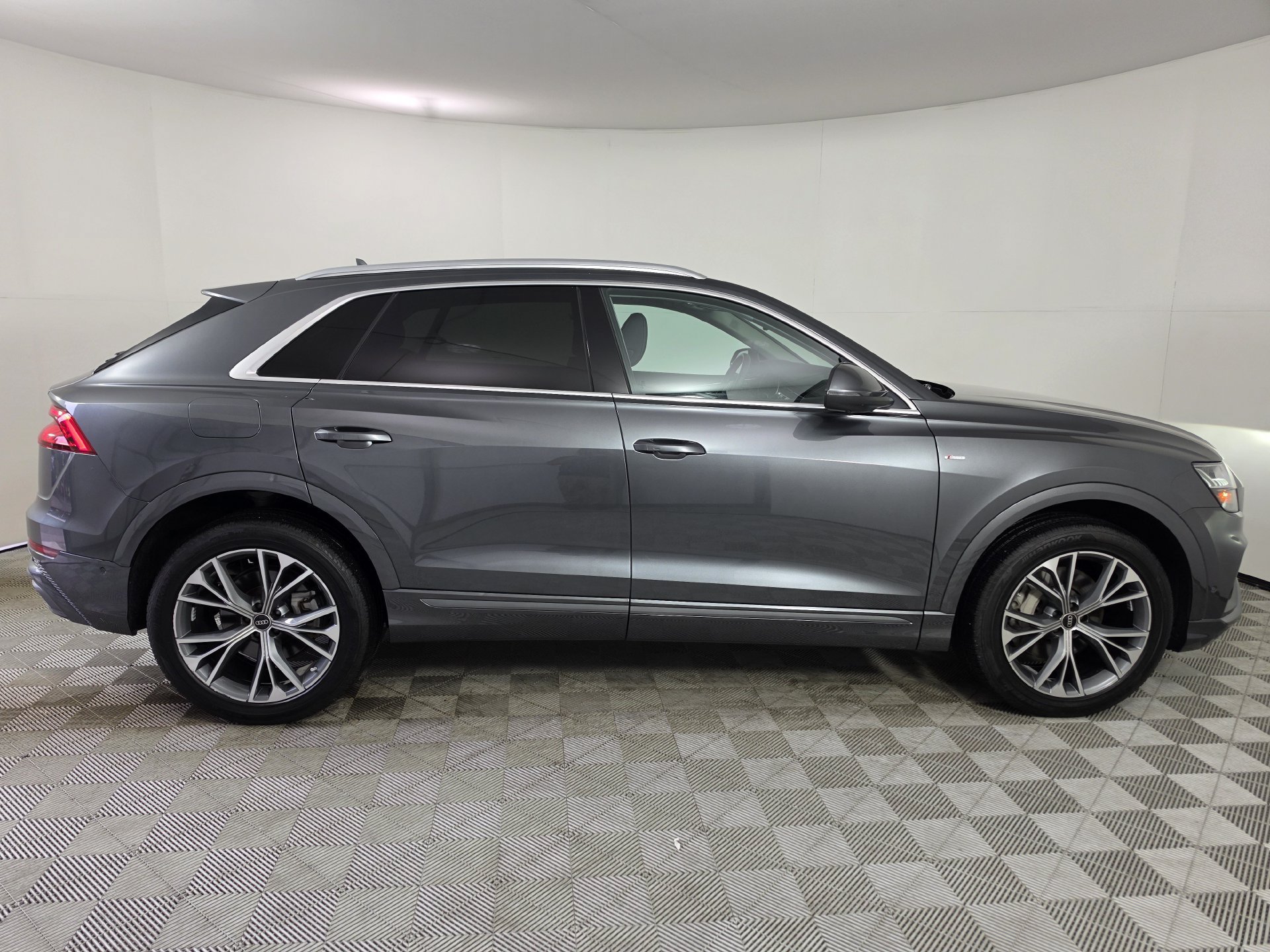 Certified 2023 Audi Q8 Premium Plus w/ Premium Plus Package AWD/4WD image 44