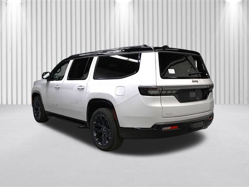 New 2026 Jeep Grand Wagoneer L 4WD image 5
