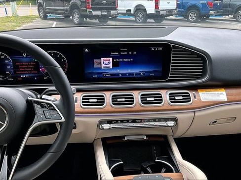 Certified 2026 Mercedes-Benz GLE 350 4MATIC image 6