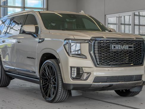 Used 2023 GMC Yukon Denali Ultimate image 21