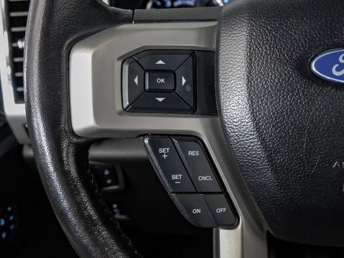 Used 2022 Ford F250 Lariat w/ Lariat Ultimate Package AWD/4WD image 17