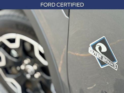 Used 2025 Ford Bronco Sport Outer Banks w/ Outer Banks Tech Package+ AWD/4WD image 3
