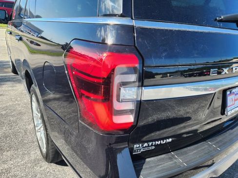 Used 2022 Ford Expedition Max Platinum AWD/4WD image 5