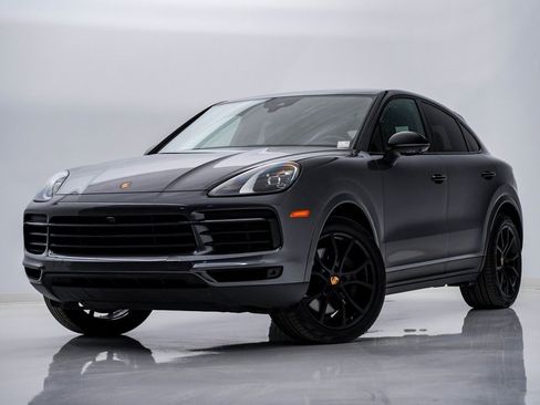 Certified 2023 Porsche Cayenne Coupe image 1