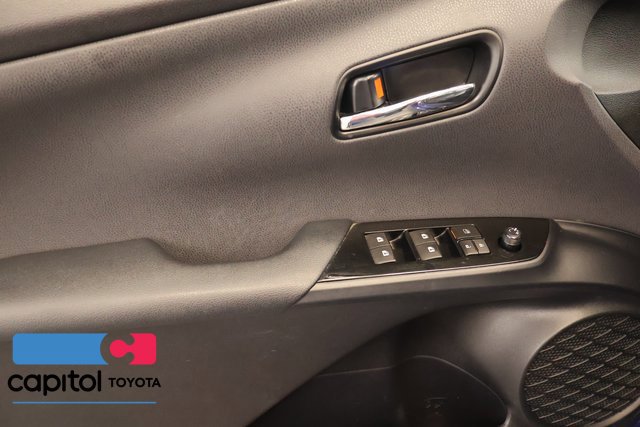Used 2016 Toyota Prius Four w/ Advanced Technology Package FWD image 9