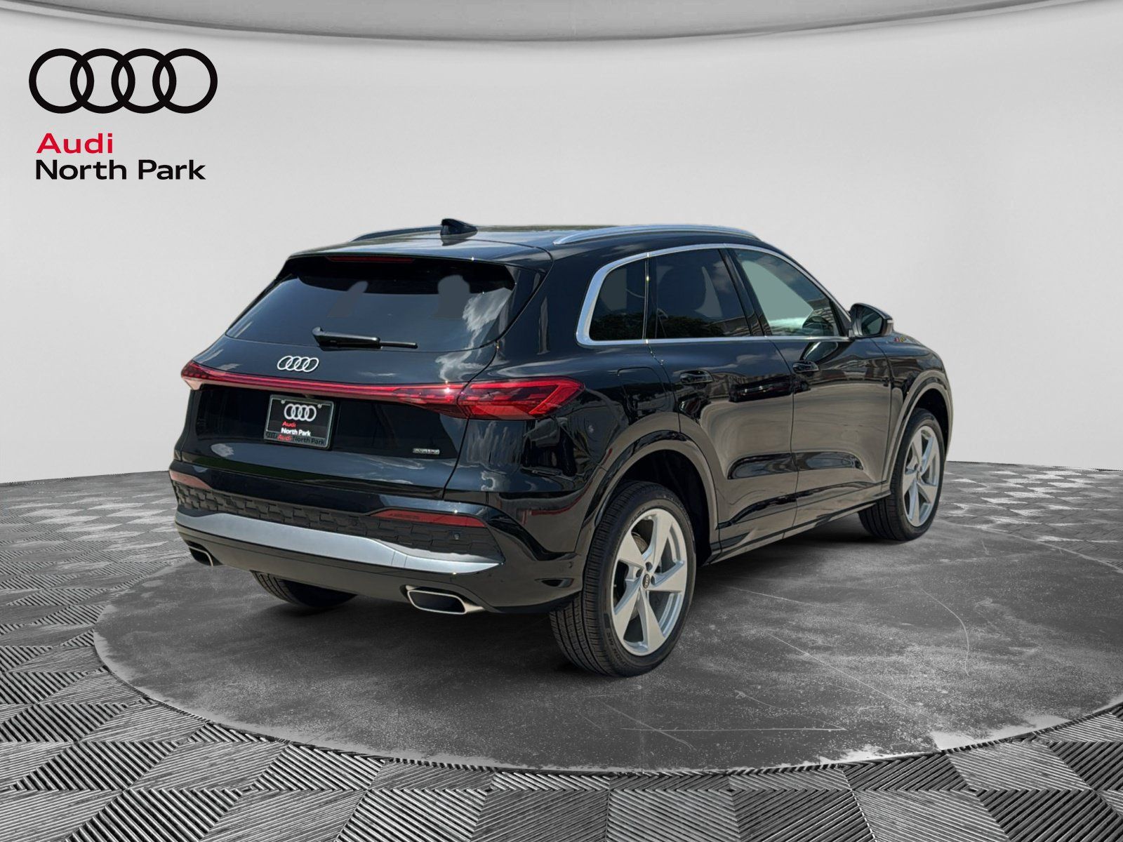 New 2026 Audi Q5 Premium AWD/4WD image 7