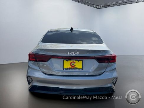 Used 2023 Kia Forte LXS FWD image 5