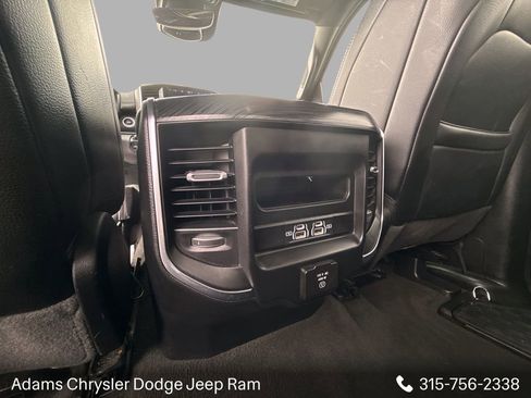 Used 2024 RAM 1500 Laramie AWD/4WD image 30