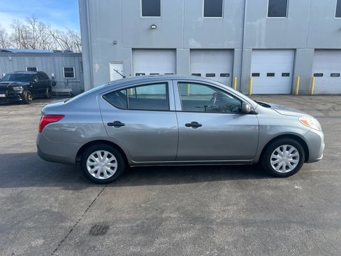 Used 2013 Nissan Versa S image 2