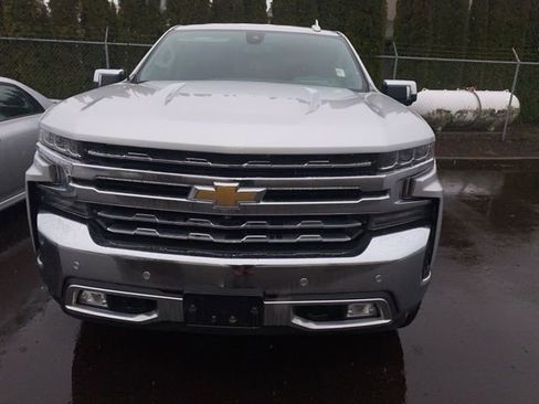 Used 2021 Chevrolet Silverado 1500 LTZ w/ LTZ Premium Package image 3